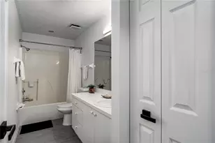1608 Fairway Oaks Dr, Palmetto, FL 34221 - Photo 16