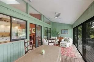 851 Faulkwood Ct, Sarasota, FL 34232 - Photo 26
