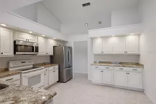 851 Faulkwood Ct, Sarasota, FL 34232 - Photo 14