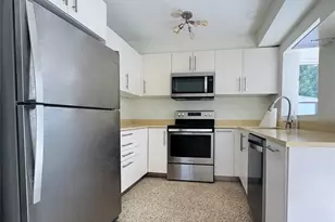 4722 Stevens Dr, Sarasota, FL 34234 - Photo 8