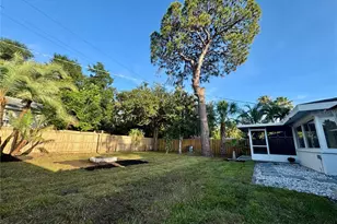4722 Stevens Dr, Sarasota, FL 34234 - Photo 20