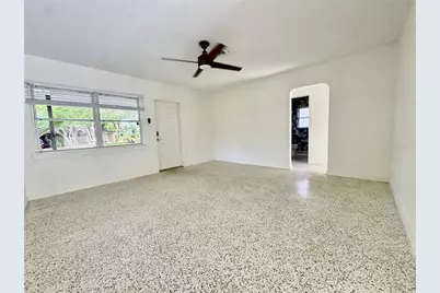 4722 Stevens Drive, Sarasota, FL 34234 - Photo 6