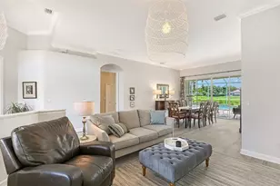 7151 Wainscott Ct, Sarasota, FL 34238 - Photo 10