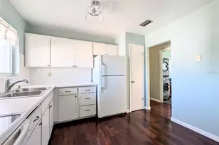 5922 Garden Ln, Bradenton, FL 34207 - Photo 6