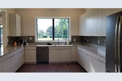 4252 Mackay Falls Terrace, Sarasota, FL 34243 - Photo 26