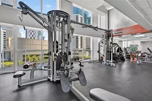 31 SE 5th St, Miami, FL 33131 - Photo 52