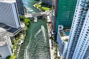 31 SE 5th St, Miami, FL 33131 - Photo 72
