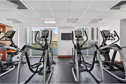 31 SE 5th Street #203, Miami, FL 33131 - Photo 48
