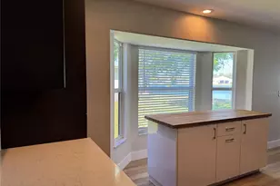 3709 62nd Ave E, Bradenton, FL 34203 - Photo 10