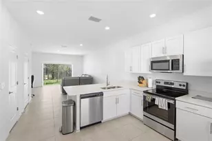 8865 Daybreak St, Sarasota, FL 34241 - Photo 6