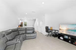 8865 Daybreak St, Sarasota, FL 34241 - Photo 14