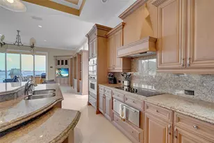 1541 Caribbean Dr, Sarasota, FL 34231 - Photo 56