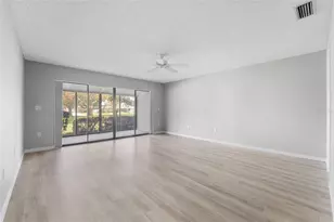 3766 Ballantrae Dr, Sarasota, FL 34238 - Photo 14