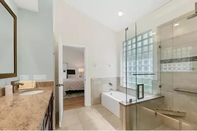 7916 Hampton Court, University Park, FL 34201 - Photo 24