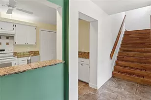 3036 Hyde Park St, Sarasota, FL 34239 - Photo 14