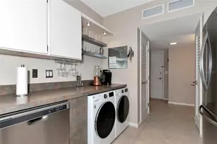 1111 N Gulfstream Ave #1A Ave, Sarasota, FL 34236 - Photo 32
