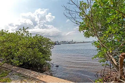 1111 N Gulfstream Ave #1A Avenue, Sarasota, FL 34236 - Photo 6
