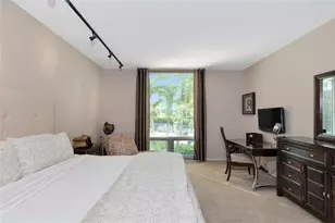 1111 N Gulfstream Ave #1A Ave, Sarasota, FL 34236 - Photo 8