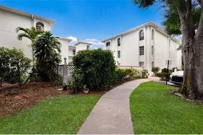 6304 Pointe West Boulevard #A310, Bradenton, FL 34209 - Photo 2