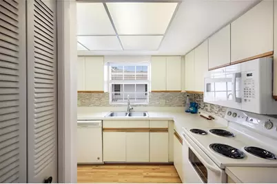 6304 Pointe West Boulevard #A310, Bradenton, FL 34209 - Photo 10