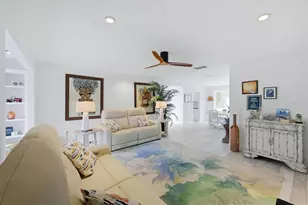 104 Whispering Sands Dr, Sarasota, FL 34242 - Photo 4
