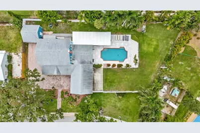 206 20th Street W, Bradenton, FL 34205 - Photo 36