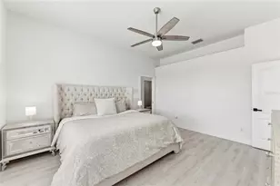 9532 Forest Hills Cir, Sarasota, FL 34238 - Photo 34