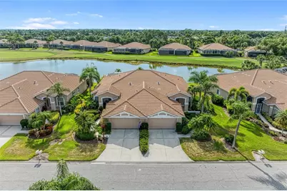 9532 Forest Hills Circle, Sarasota, FL 34238 - Photo 2