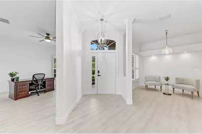 9532 Forest Hills Circle, Sarasota, FL 34238 - Photo 10