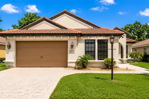 5624 Aaron Ct, Sarasota, FL 34232 - Photo 2