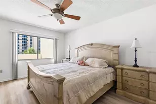 1100 Benjamin Franklin Dr, Sarasota, FL 34236 - Photo 48