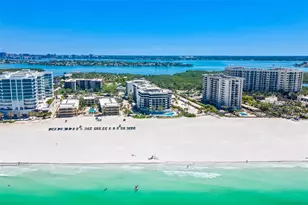 1100 Benjamin Franklin Dr, Sarasota, FL 34236 - Photo 10
