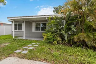 7012 40th Ave N, Saint Petersburg, FL 33709 - Photo 16