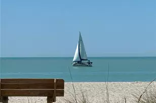 995 La Guna Dr, Venice, FL 34285 - Photo 42