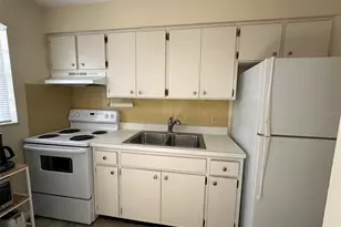 2739 Nassau St, Sarasota, FL 34231 - Photo 8