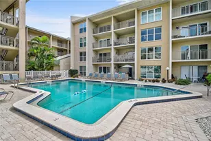 845 Benjamin Franklin Dr, Sarasota, FL 34236 - Photo 32