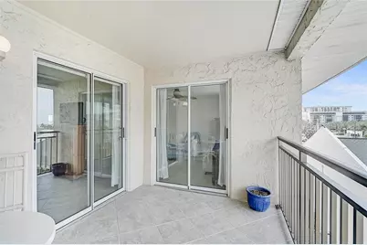 845 Benjamin Franklin Drive #402, Sarasota, FL 34236 - Photo 18