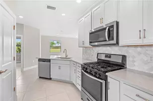 14550 Mossy Pine Ct, Nokomis, FL 34275 - Photo 4