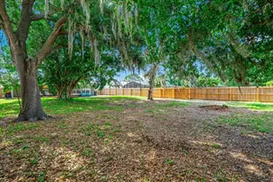 2638 Webber Pl, Sarasota, FL 34232 - Photo 32