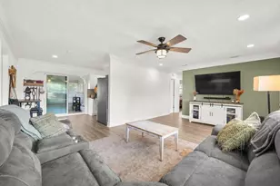 2638 Webber Pl, Sarasota, FL 34232 - Photo 10