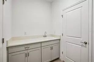 8725 Canard Cv, Palmetto, FL 34221 - Photo 16