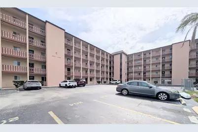 4129 Lake Bayshore Drive #C-501, Bradenton, FL 34205 - Photo 1