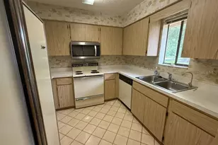 6564 Draw Ln, Sarasota, FL 34238 - Photo 10