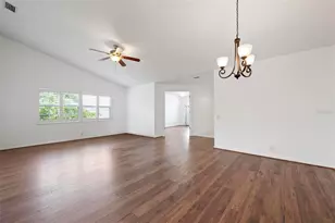 5368 Kelly Dr, Sarasota, FL 34233 - Photo 4
