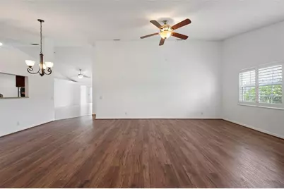 5368 Kelly Drive #17, Sarasota, FL 34233 - Photo 2