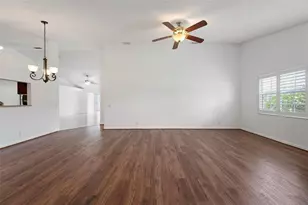 5368 Kelly Dr, Sarasota, FL 34233 - Photo 2