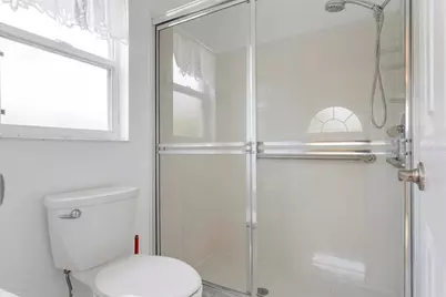 5368 Kelly Drive #17, Sarasota, FL 34233 - Photo 24