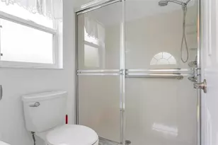 5368 Kelly Dr, Sarasota, FL 34233 - Photo 24