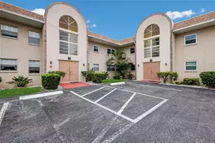 2727 75th St W, Bradenton, FL 34209 - Photo 2