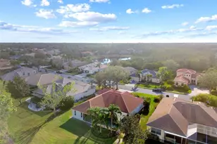6815 Honeysuckle Trail, Lakewood Ranch, FL 34202 - Photo 46